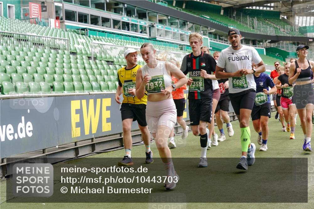 13.09.2026 - 21. swb-Marathon Bremen Michael Burmester http://msf.ph/oto/10443703 13.09.2026 13:07:34 Laufen im Stadion 109, 132, 156, 287, 303, 310, 372, 454, 489, 551, 578, 607, 613, 682, 716, 800, 808, 809, 831, 834, 846, 884, 911, 922, 1083, 1173, 1189, 1205, 1210, 1285, 1322, 1364, 1365, 1369, 1387, 1395, 1437, 1532, 1545, 1574, 1600, 1688, 1823, 1831, 1841, 1848, 1854, 1871, 1909, 1926, 1938, 2003, 2070, 2090, 2215, 2219, 2229, 2275, 2283, 2318, 2356, 2366, 2405, 2440, 2492, 2565, 2611, 2635, 2699, 2707, 2721, 2727, 2731, 2755, 2782, 2802, 2818, 2831, 2866, 2902, 2911, 2949, 2960 meine-sportfotos.de
