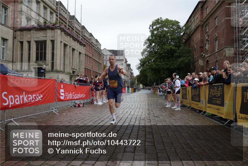 13.09.2026 - Kiel Lauf Yannick Fuchs http://msf.ph/oto/10443722 13.09.2026 12:09:55 Ziel 1201, 61 meine-sportfotos.de