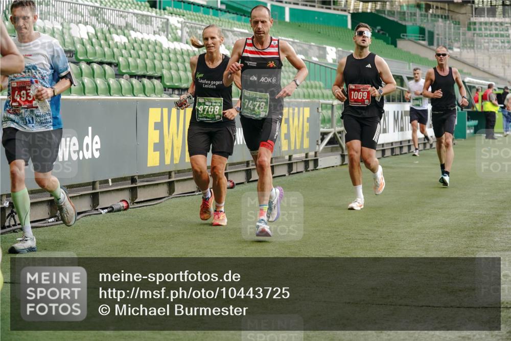 13.09.2026 - 21. swb-Marathon Bremen Michael Burmester http://msf.ph/oto/10443725 13.09.2026 12:44:42 Laufen im Stadion 280, 339, 474, 493, 508, 623, 678, 681, 715, 788, 819, 969, 1264, 1301, 1335, 1372, 1498, 1696, 1770, 1937, 1975, 2020, 2098, 3092, 3271, 3500, 3609, 3688, 4118, 4328, 4739, 4904, 5092, 5143, 5199, 5369, 5601, 5776, 5996, 6359, 6579, 6973, 7015, 7170, 7206, 7265, 7478, 7715, 7841, 7950, 8028, 8054, 8096, 8689, 8850, 9070, 9129, 9137, 9153, 9233, 9306, 9583, 9642, 9849, 13063, 13168, 13237, 126, 371, 603, 640, 650, 671, 735, 744, 862, 912, 957, 1136, 1411, 1667, 1822, 1850 meine-sportfotos.de