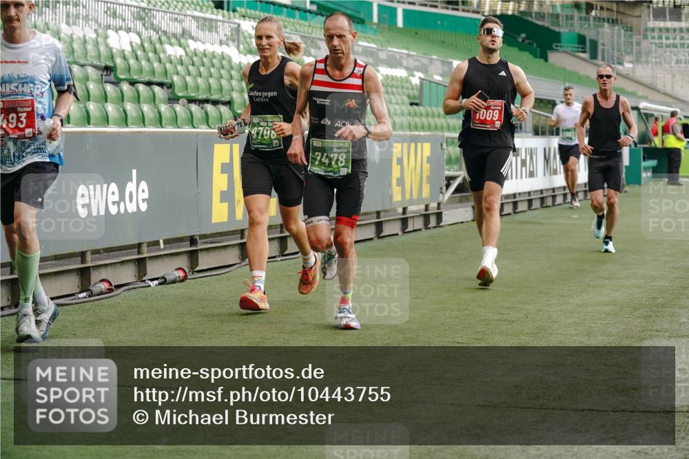 13.09.2026 - 21. swb-Marathon Bremen Michael Burmester http://msf.ph/oto/10443755 13.09.2026 12:44:43 Laufen im Stadion 280, 339, 474, 493, 508, 623, 678, 681, 715, 788, 819, 969, 1264, 1301, 1335, 1372, 1498, 1696, 1770, 1937, 1975, 2020, 2098, 3092, 3271, 3500, 3609, 4118, 4328, 4739, 4904, 5092, 5143, 5199, 5369, 5601, 5776, 5996, 6579, 6918, 6973, 7015, 7170, 7206, 7265, 7478, 7715, 7841, 7950, 8028, 8054, 8096, 8850, 9070, 9129, 9137, 9153, 9233, 9306, 9583, 9642, 9849, 13063, 13168, 13237, 126, 371, 603, 640, 650, 671, 735, 744, 862, 912, 957, 1136, 1411, 1667, 1822, 1850 meine-sportfotos.de