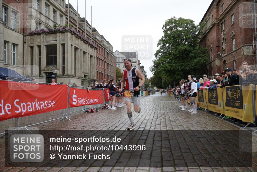 13.09.2026 - Kiel Lauf Yannick Fuchs http://msf.ph/oto/10443996 13.09.2026 12:11:18 Ziel 1373, 1949, 2327, 2457, 4710, 11322, 12191, 2631, 4347 meine-sportfotos.de