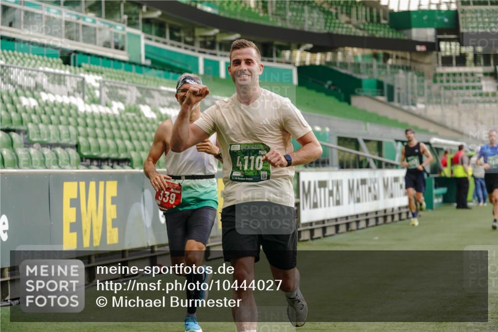 13.09.2026 - 21. swb-Marathon Bremen Michael Burmester http://msf.ph/oto/10444027 13.09.2026 12:44:53 Laufen im Stadion 280, 339, 474, 493, 508, 623, 678, 681, 715, 788, 969, 1264, 1277, 1301, 1335, 1372, 1498, 1696, 1770, 1937, 1975, 2020, 2098, 3092, 3271, 3500, 3609, 4110, 4118, 4328, 4739, 4904, 5092, 5143, 5199, 5369, 5601, 5776, 5996, 6579, 6918, 6973, 7015, 7170, 7206, 7265, 7478, 7715, 7841, 7950, 8028, 8054, 8096, 8850, 8936, 9070, 9129, 9137, 9233, 9306, 9583, 9642, 13063, 13168, 13237, 126, 371, 603, 640, 650, 671, 735, 744, 862, 912, 957, 1136, 1411, 1667, 1822, 1850 meine-sportfotos.de
