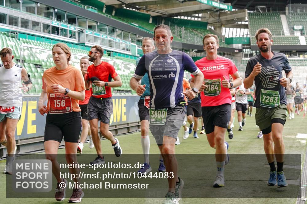 13.09.2026 - 21. swb-Marathon Bremen Michael Burmester http://msf.ph/oto/10444083 13.09.2026 13:07:38 Laufen im Stadion 109, 132, 156, 287, 303, 310, 372, 489, 551, 578, 607, 613, 682, 716, 800, 808, 809, 831, 834, 846, 884, 911, 922, 1083, 1173, 1189, 1205, 1210, 1285, 1322, 1364, 1365, 1369, 1387, 1395, 1437, 1532, 1545, 1574, 1600, 1688, 1823, 1831, 1841, 1848, 1854, 1871, 1899, 1909, 1926, 1938, 2003, 2041, 2070, 2090, 2215, 2219, 2229, 2275, 2283, 2318, 2356, 2366, 2405, 2440, 2492, 2565, 2611, 2635, 2699, 2707, 2721, 2727, 2731, 2755, 2782, 2802, 2818, 2831, 2866, 2902, 2911, 2949, 2960 meine-sportfotos.de
