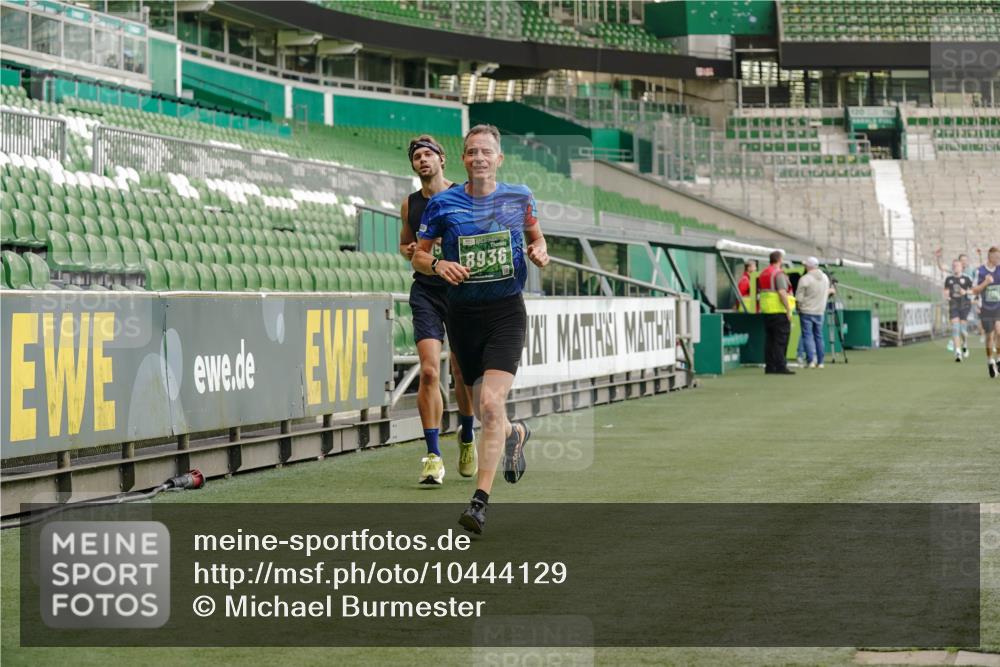 13.09.2026 - 21. swb-Marathon Bremen Michael Burmester http://msf.ph/oto/10444129 13.09.2026 12:44:58 Laufen im Stadion 280, 339, 474, 493, 508, 623, 678, 681, 715, 788, 969, 1017, 1264, 1277, 1301, 1335, 1372, 1498, 1696, 1770, 1937, 1975, 2020, 2098, 3092, 3271, 3500, 3609, 4110, 4118, 4157, 4328, 4739, 4904, 5092, 5143, 5369, 5601, 5776, 5996, 6579, 6918, 6973, 7015, 7170, 7206, 7265, 7478, 7715, 7841, 7950, 8028, 8054, 8096, 8850, 8936, 9070, 9129, 9137, 9306, 9583, 9642, 13063, 13168, 13237, 126, 371, 603, 640, 650, 671, 735, 744, 912, 957, 1136, 1411, 1667, 1822, 1850 meine-sportfotos.de
