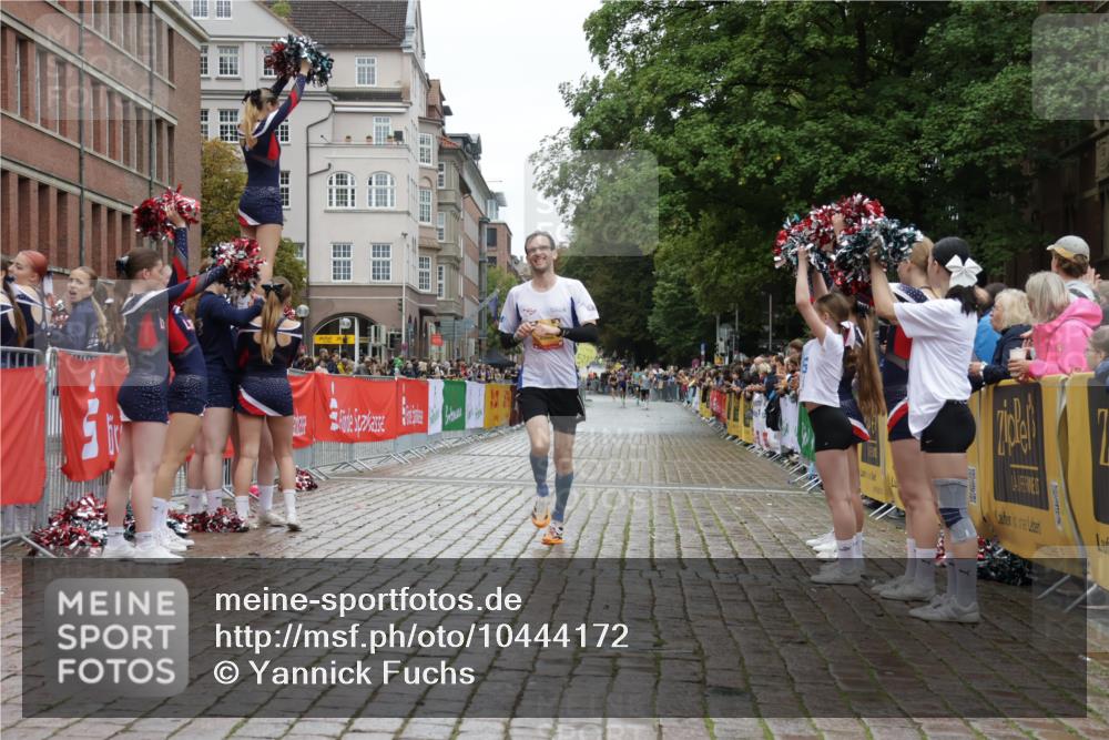 13.09.2026 - Kiel Lauf Yannick Fuchs http://msf.ph/oto/10444172 13.09.2026 12:11:55 Ziel 8209, 8609, 8993, 11504, 2631, 4347, 8609, 3730 meine-sportfotos.de