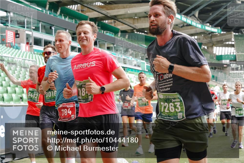 13.09.2026 - 21. swb-Marathon Bremen Michael Burmester http://msf.ph/oto/10444180 13.09.2026 13:07:39 Laufen im Stadion 132, 156, 287, 303, 310, 372, 489, 551, 578, 607, 613, 682, 716, 800, 808, 809, 831, 834, 846, 884, 911, 922, 1083, 1173, 1189, 1205, 1210, 1285, 1289, 1322, 1364, 1365, 1369, 1387, 1395, 1437, 1532, 1545, 1574, 1600, 1688, 1823, 1831, 1841, 1848, 1854, 1871, 1899, 1909, 1926, 1938, 2003, 2041, 2070, 2090, 2215, 2219, 2229, 2275, 2283, 2318, 2356, 2366, 2405, 2440, 2492, 2565, 2611, 2635, 2699, 2707, 2721, 2727, 2731, 2755, 2782, 2802, 2818, 2831, 2866, 2902, 2911, 2949, 2960 meine-sportfotos.de