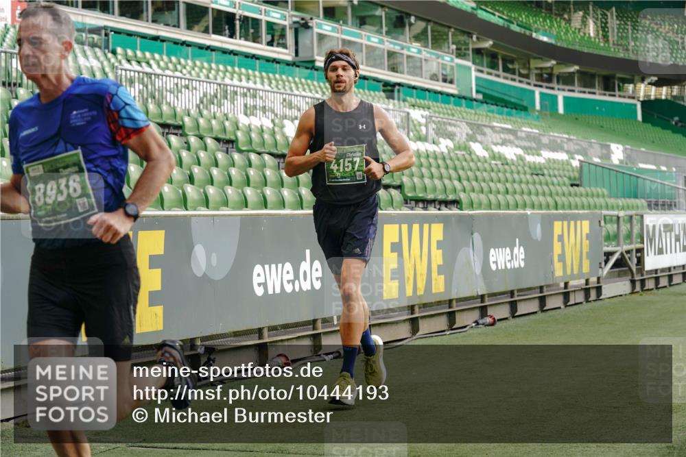 13.09.2026 - 21. swb-Marathon Bremen Michael Burmester http://msf.ph/oto/10444193 13.09.2026 12:45:00 Laufen im Stadion 280, 339, 474, 493, 508, 623, 678, 681, 715, 788, 969, 1017, 1264, 1277, 1301, 1335, 1372, 1498, 1696, 1770, 1937, 1975, 2020, 2098, 3092, 3271, 3500, 3609, 4110, 4118, 4157, 4328, 4739, 4904, 5092, 5143, 5369, 5601, 5776, 5996, 6918, 6973, 7015, 7170, 7206, 7265, 7478, 7715, 7841, 7950, 8028, 8054, 8096, 8850, 8936, 9070, 9129, 9137, 9273, 9306, 9583, 9642, 13063, 13168, 13237, 126, 371, 603, 640, 650, 671, 735, 744, 912, 957, 1136, 1411, 1667, 1822, 1850 meine-sportfotos.de