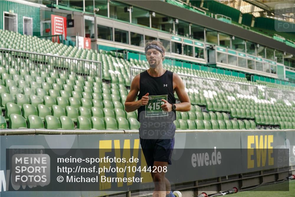 13.09.2026 - 21. swb-Marathon Bremen Michael Burmester http://msf.ph/oto/10444208 13.09.2026 12:45:01 Laufen im Stadion 280, 339, 474, 493, 508, 623, 678, 681, 715, 788, 969, 1017, 1264, 1277, 1301, 1335, 1372, 1498, 1696, 1770, 1863, 1937, 1975, 2020, 2084, 2098, 3092, 3271, 3500, 3609, 4110, 4118, 4157, 4328, 4739, 4904, 5092, 5143, 5369, 5601, 5776, 5996, 6918, 6973, 7015, 7170, 7206, 7265, 7478, 7715, 7841, 8028, 8054, 8096, 8850, 8936, 9070, 9129, 9137, 9273, 9306, 9583, 9642, 13063, 13168, 13237, 126, 371, 603, 640, 650, 671, 735, 744, 912, 957, 1136, 1411, 1667, 1822, 1850 meine-sportfotos.de