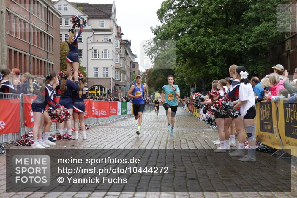 13.09.2026 - Kiel Lauf Yannick Fuchs http://msf.ph/oto/10444272 13.09.2026 12:12:09 Ziel 3730, 8209, 8609, 8993, 11504, 4347 meine-sportfotos.de