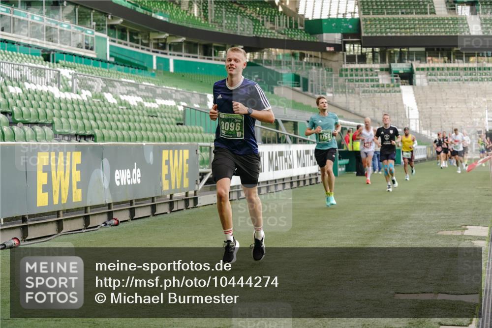 13.09.2026 - 21. swb-Marathon Bremen Michael Burmester http://msf.ph/oto/10444274 13.09.2026 12:45:07 Laufen im Stadion 280, 339, 474, 493, 508, 623, 678, 681, 715, 788, 969, 1017, 1264, 1277, 1301, 1335, 1372, 1498, 1696, 1770, 1863, 1937, 1975, 2020, 2084, 2098, 3092, 3271, 3609, 4110, 4118, 4157, 4328, 4739, 4904, 5092, 5143, 5369, 5601, 5776, 5996, 6918, 6973, 7015, 7206, 7265, 7336, 7478, 7715, 8028, 8054, 8096, 8756, 8936, 9070, 9129, 9137, 9273, 9306, 9583, 9642, 13063, 13168, 13237, 126, 371, 603, 640, 650, 671, 735, 744, 912, 957, 1136, 1411, 1667, 1822, 1850 meine-sportfotos.de
