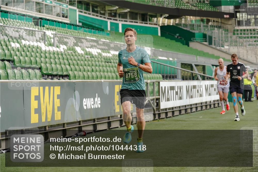 13.09.2026 - 21. swb-Marathon Bremen Michael Burmester http://msf.ph/oto/10444318 13.09.2026 12:45:10 Laufen im Stadion 195, 280, 339, 474, 493, 508, 623, 678, 681, 715, 788, 969, 1017, 1241, 1264, 1277, 1301, 1335, 1372, 1498, 1696, 1770, 1863, 1937, 1975, 2020, 2084, 2098, 3092, 3271, 3609, 4110, 4118, 4157, 4328, 4739, 4904, 5092, 5143, 5369, 5719, 5996, 6918, 6973, 7015, 7206, 7265, 7336, 7478, 7715, 8028, 8054, 8096, 8756, 8936, 9070, 9129, 9137, 9273, 9306, 9583, 9642, 13063, 13168, 13237, 126, 371, 603, 640, 650, 671, 735, 744, 912, 957, 1411, 1667, 1822, 1850 meine-sportfotos.de