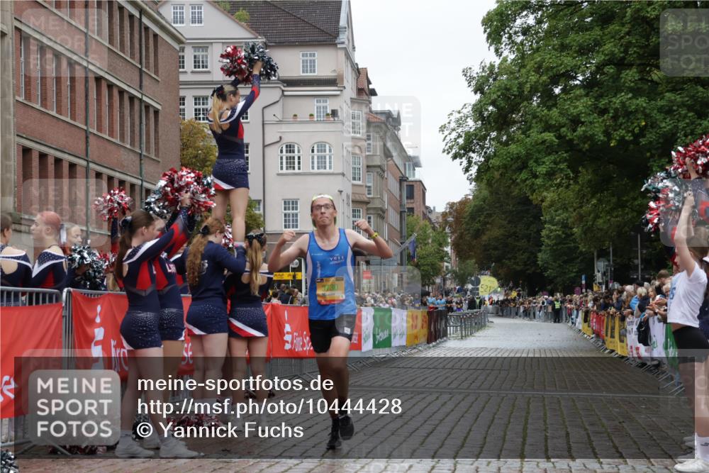 13.09.2026 - Kiel Lauf Yannick Fuchs http://msf.ph/oto/10444428 13.09.2026 12:12:28 Ziel 3730, 9390, 8209, 8993, 11504 meine-sportfotos.de
