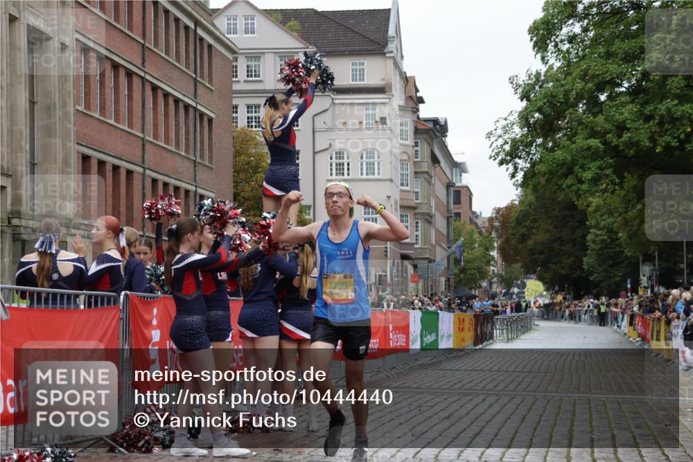 13.09.2026 - Kiel Lauf Yannick Fuchs http://msf.ph/oto/10444440 13.09.2026 12:12:29 Ziel 3730, 9390, 8209, 8993 meine-sportfotos.de