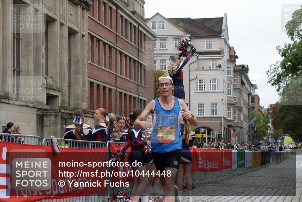 13.09.2026 - Kiel Lauf Yannick Fuchs http://msf.ph/oto/10444448 13.09.2026 12:12:29 Ziel 3730, 9390, 8209, 8993 meine-sportfotos.de