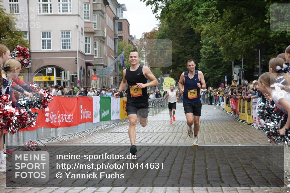 13.09.2026 - Kiel Lauf Yannick Fuchs http://msf.ph/oto/10444631 13.09.2026 12:13:40 Ziel 663, 10008, 10927, 902, 3290, 10470, 2109, 10160, 10208, 11809 meine-sportfotos.de