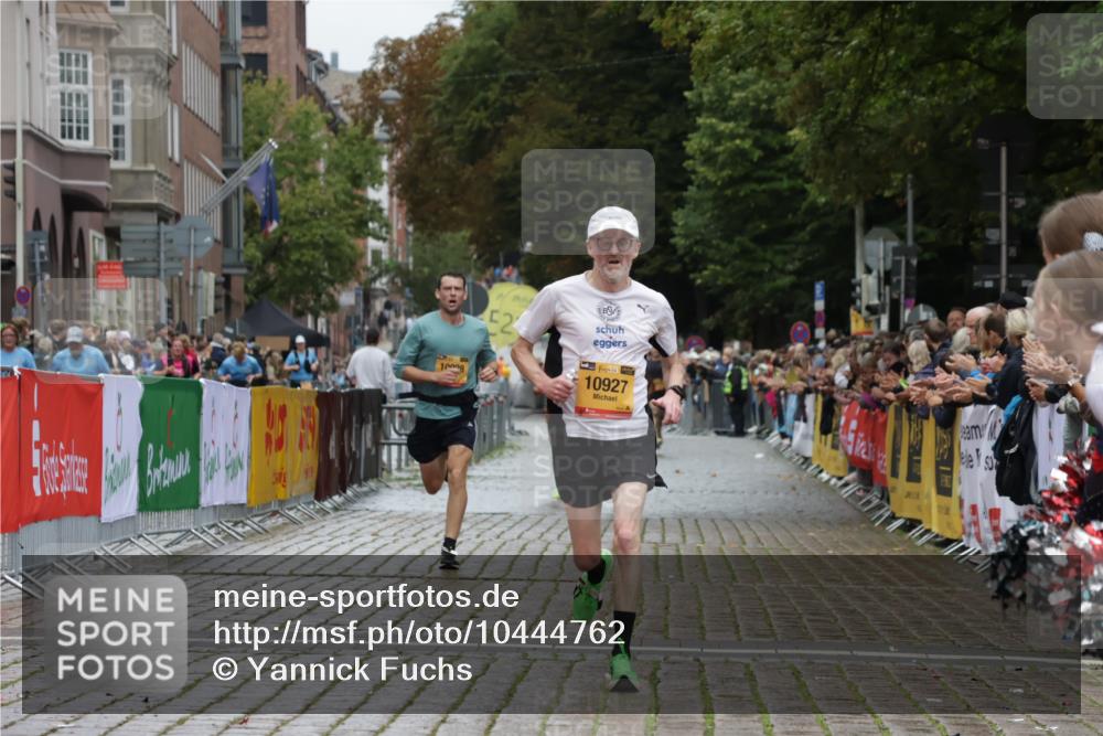 13.09.2026 - Kiel Lauf Yannick Fuchs http://msf.ph/oto/10444762 13.09.2026 12:14:00 Ziel 2109, 10208, 663, 2109, 10008, 10160, 10927, 6182, 9253, 10912, 3290, 10470 meine-sportfotos.de