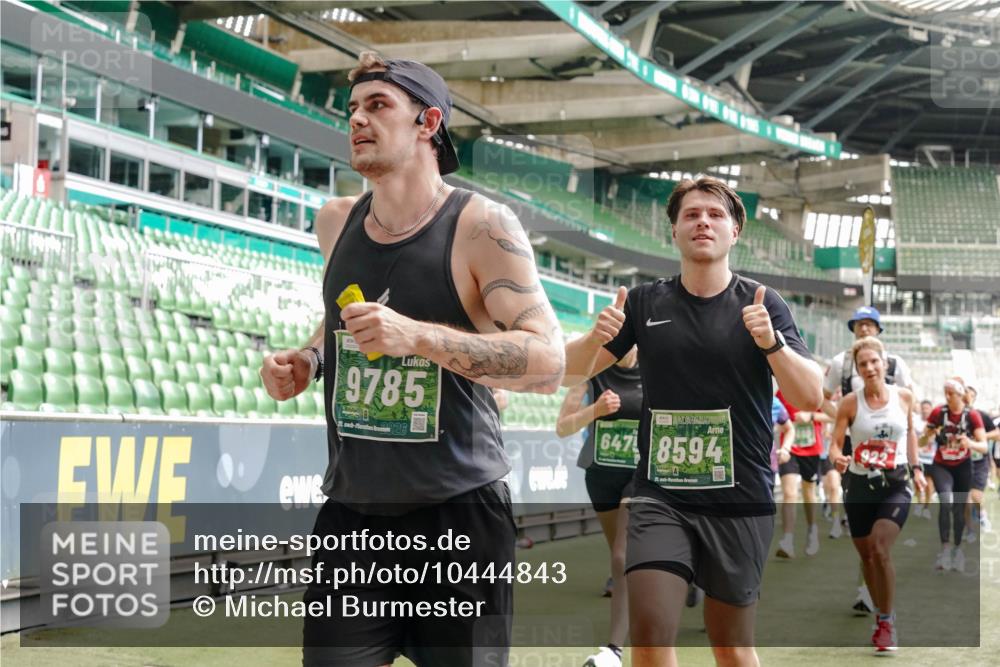 13.09.2026 - 21. swb-Marathon Bremen Michael Burmester http://msf.ph/oto/10444843 13.09.2026 13:07:49 Laufen im Stadion 132, 156, 303, 310, 372, 489, 551, 607, 682, 716, 800, 808, 809, 831, 834, 846, 884, 911, 922, 1083, 1124, 1173, 1189, 1205, 1210, 1285, 1289, 1322, 1364, 1369, 1387, 1395, 1437, 1532, 1545, 1559, 1600, 1688, 1823, 1831, 1841, 1848, 1854, 1871, 1899, 1926, 1938, 2003, 2041, 2070, 2090, 2215, 2219, 2229, 2275, 2283, 2318, 2356, 2366, 2405, 2440, 2492, 2565, 2611, 2635, 2699, 2707, 2721, 2727, 2731, 2755, 2782, 2802, 2818, 2831, 2866, 2897, 2902, 2911, 2930, 2949, 2960 meine-sportfotos.de