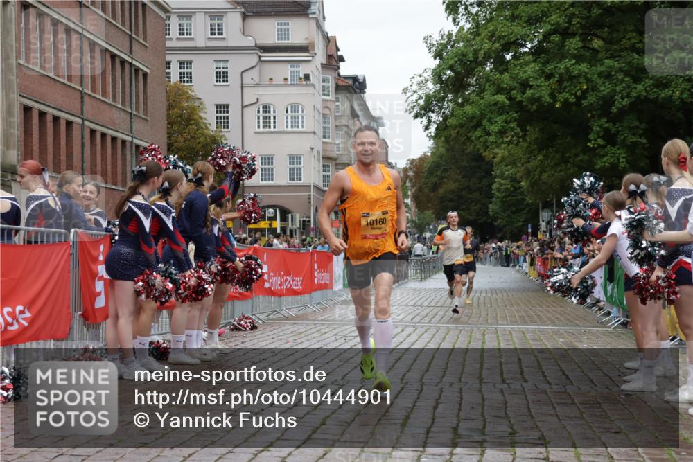 13.09.2026 - Kiel Lauf Yannick Fuchs http://msf.ph/oto/10444901 13.09.2026 12:14:11 Ziel 6182, 663, 2109, 10008, 10160, 10208, 10927, 2565, 9253, 10912, 11085, 10927 meine-sportfotos.de