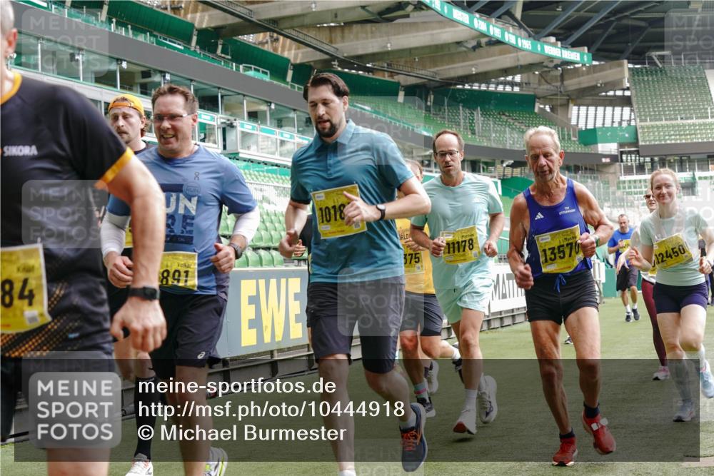 13.09.2026 - 21. swb-Marathon Bremen Michael Burmester http://msf.ph/oto/10444918 13.09.2026 10:29:03 Laufen im Stadion 10162, 10170, 10183, 10189, 10200, 10218, 10223, 10253, 10267, 10270, 10293, 10294, 10316, 10329, 10334, 10348, 10381, 10393, 10421, 10426, 10467, 10508, 10525, 10537, 10538, 10544, 10585, 10594, 10655, 10709, 10734, 10739, 10761, 10763, 10770, 10814, 10825, 10827, 10835, 10840, 10846, 10876, 10910, 10917, 10923, 10966, 10993, 11005, 11007, 11018, 11035, 11058, 11076, 11087, 11092, 11109, 11111, 11170 meine-sportfotos.de