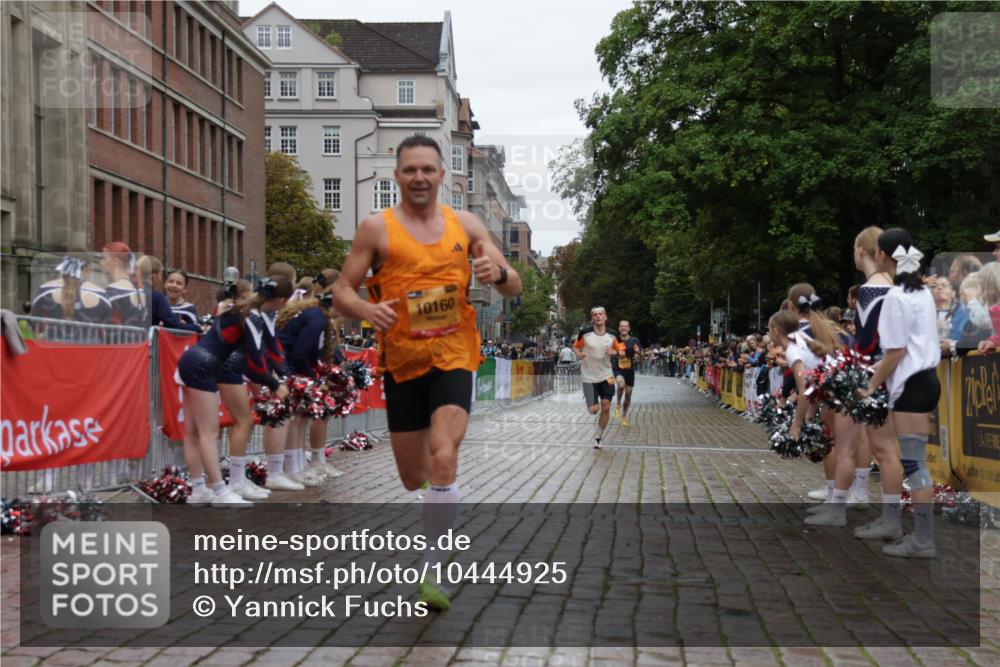 13.09.2026 - Kiel Lauf Yannick Fuchs http://msf.ph/oto/10444925 13.09.2026 12:14:12 Ziel 6182, 10912, 663, 2109, 10008, 10160, 10208, 10927, 2565, 9253, 11085, 10927 meine-sportfotos.de