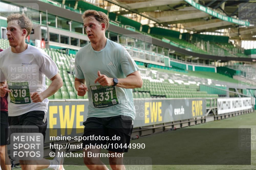 13.09.2026 - 21. swb-Marathon Bremen Michael Burmester http://msf.ph/oto/10444990 13.09.2026 12:45:37 Laufen im Stadion 195, 280, 339, 474, 493, 508, 567, 681, 697, 715, 788, 1017, 1034, 1181, 1241, 1264, 1277, 1301, 1335, 1696, 1863, 1937, 1975, 2020, 2084, 2297, 2889, 3092, 3271, 3609, 4110, 4118, 4157, 4328, 5092, 5238, 5674, 5719, 5996, 6918, 6973, 7015, 7206, 7265, 7336, 7478, 7715, 8028, 8054, 8096, 8319, 8325, 8331, 8670, 8701, 8756, 8936, 9070, 9129, 9137, 9273, 9306, 9495, 9583, 9642, 13063, 13168, 13237, 439, 957, 1411, 1667, 1822, 1850 meine-sportfotos.de
