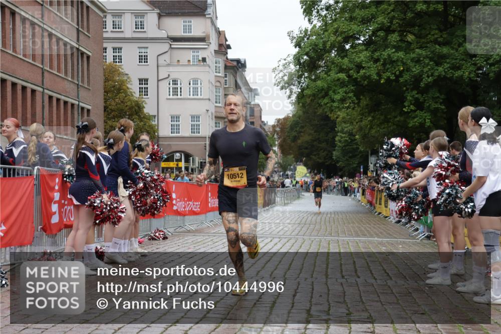13.09.2026 - Kiel Lauf Yannick Fuchs http://msf.ph/oto/10444996 13.09.2026 12:14:17 Ziel 6182, 9253, 10912, 663, 2109, 10160, 10208, 2565, 11085, 663, 10008, 10927 meine-sportfotos.de