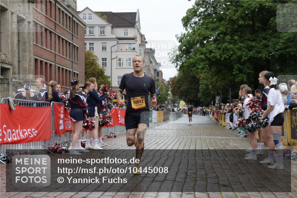 13.09.2026 - Kiel Lauf Yannick Fuchs http://msf.ph/oto/10445008 13.09.2026 12:14:17 Ziel 6182, 9253, 10912, 663, 2109, 10160, 10208, 2565, 11085, 663, 10008, 10927 meine-sportfotos.de