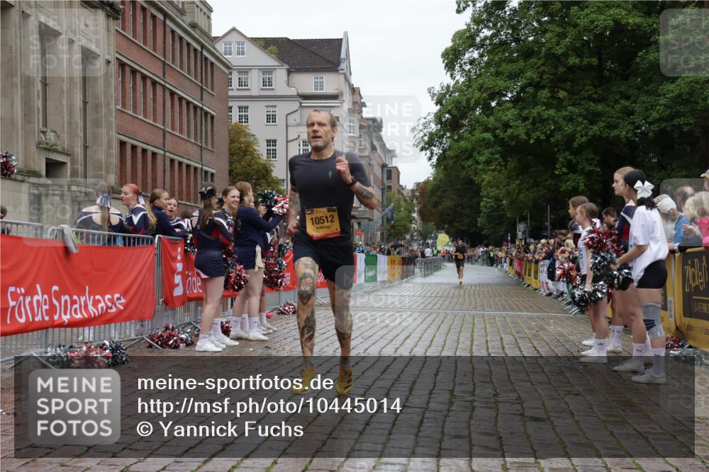13.09.2026 - Kiel Lauf Yannick Fuchs http://msf.ph/oto/10445014 13.09.2026 12:14:17 Ziel 6182, 9253, 10912, 663, 2109, 10160, 10208, 2565, 11085, 663, 10008, 10927 meine-sportfotos.de