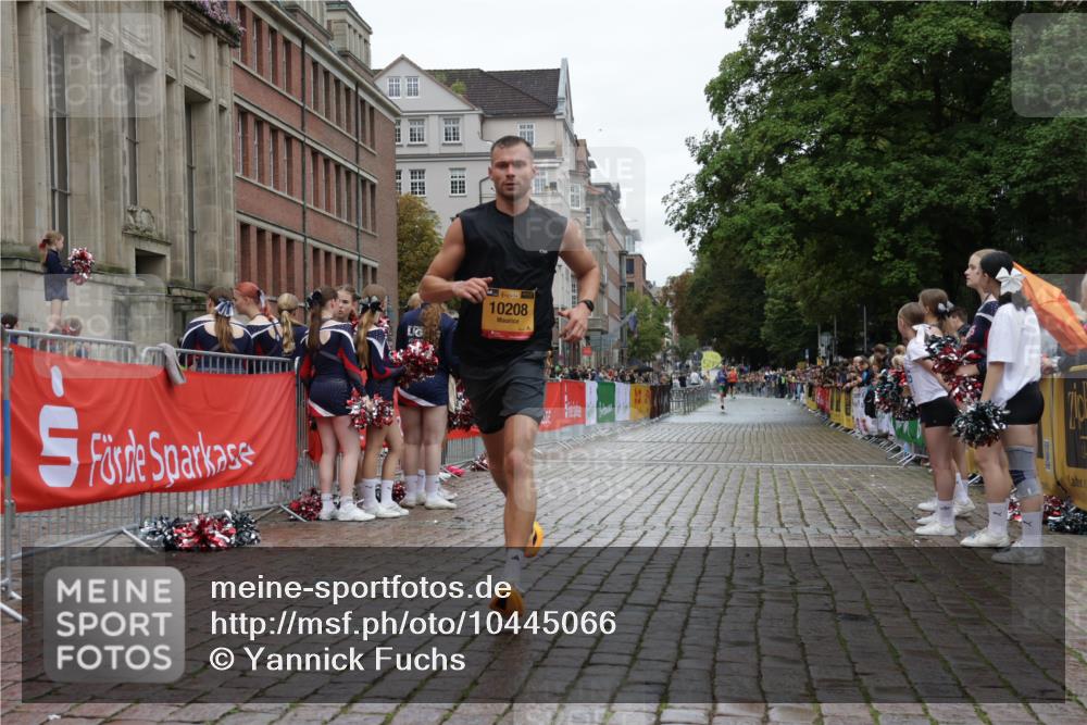 13.09.2026 - Kiel Lauf Yannick Fuchs http://msf.ph/oto/10445066 13.09.2026 12:14:25 Ziel 2565, 9253, 10912, 11085, 2109, 6182, 10208, 9316, 663, 2109, 10160 meine-sportfotos.de