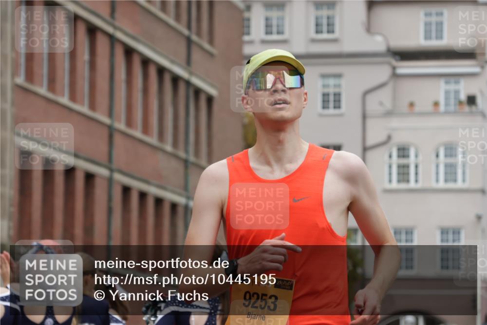 13.09.2026 - Kiel Lauf Yannick Fuchs http://msf.ph/oto/10445195 13.09.2026 12:14:44 Ziel 7208, 9316, 2565, 6182, 9253, 10912, 11085, 2550, 6182 meine-sportfotos.de
