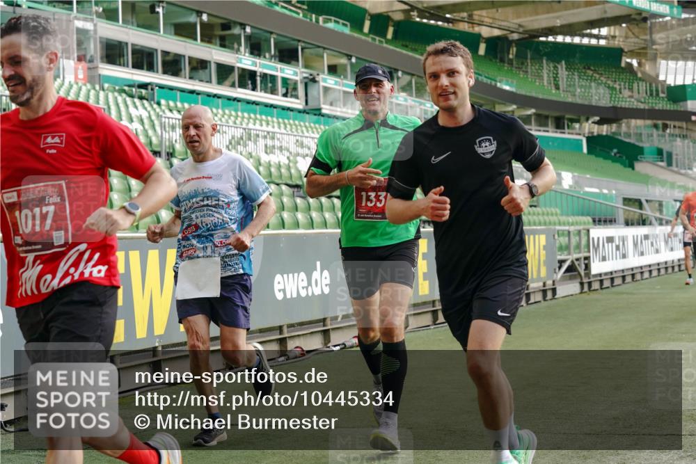 13.09.2026 - 21. swb-Marathon Bremen Michael Burmester http://msf.ph/oto/10445334 13.09.2026 12:45:51 Laufen im Stadion 195, 280, 339, 474, 493, 508, 538, 567, 604, 697, 715, 788, 1017, 1034, 1181, 1241, 1264, 1277, 1301, 1335, 1696, 1863, 1937, 1975, 2020, 2084, 2087, 2297, 2809, 2889, 3092, 3271, 3609, 4110, 4157, 4328, 5024, 5092, 5238, 5283, 5674, 5719, 5996, 6918, 7206, 7265, 7336, 7478, 7715, 8054, 8096, 8319, 8325, 8331, 8670, 8701, 8756, 8936, 9070, 9129, 9273, 9306, 9495, 9544, 9583, 9642, 13034, 13168, 439, 1411, 1667, 1822, 1850 meine-sportfotos.de