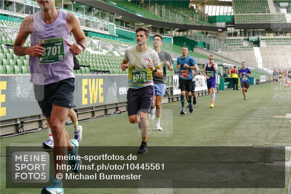 13.09.2026 - 21. swb-Marathon Bremen Michael Burmester http://msf.ph/oto/10445561 13.09.2026 12:45:59 Laufen im Stadion 195, 280, 339, 474, 508, 538, 567, 604, 697, 715, 788, 1017, 1034, 1181, 1241, 1264, 1277, 1301, 1863, 1937, 1975, 2020, 2021, 2084, 2087, 2297, 2809, 2889, 3092, 3271, 3609, 4110, 4157, 4236, 4777, 5024, 5092, 5238, 5283, 5674, 5719, 5996, 6815, 6918, 7206, 7336, 7478, 7715, 8054, 8096, 8319, 8325, 8331, 8670, 8701, 8756, 8936, 8983, 9070, 9129, 9273, 9306, 9495, 9544, 9583, 9642, 13034, 13168, 439, 1411, 1667, 1822, 1850 meine-sportfotos.de