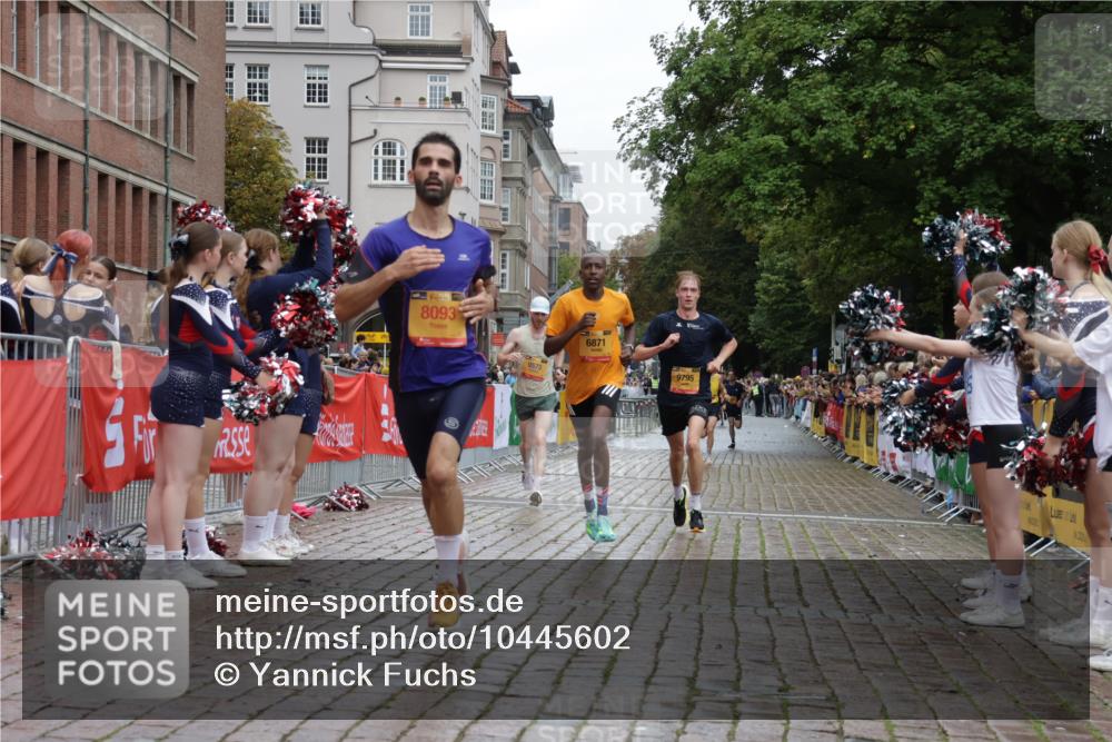 13.09.2026 - Kiel Lauf Yannick Fuchs http://msf.ph/oto/10445602 13.09.2026 12:15:37 Ziel 3194, 3970, 3398, 6871, 8093, 9575, 9855, 12196, 2562, 10494, 11267, 12309, 2550 meine-sportfotos.de