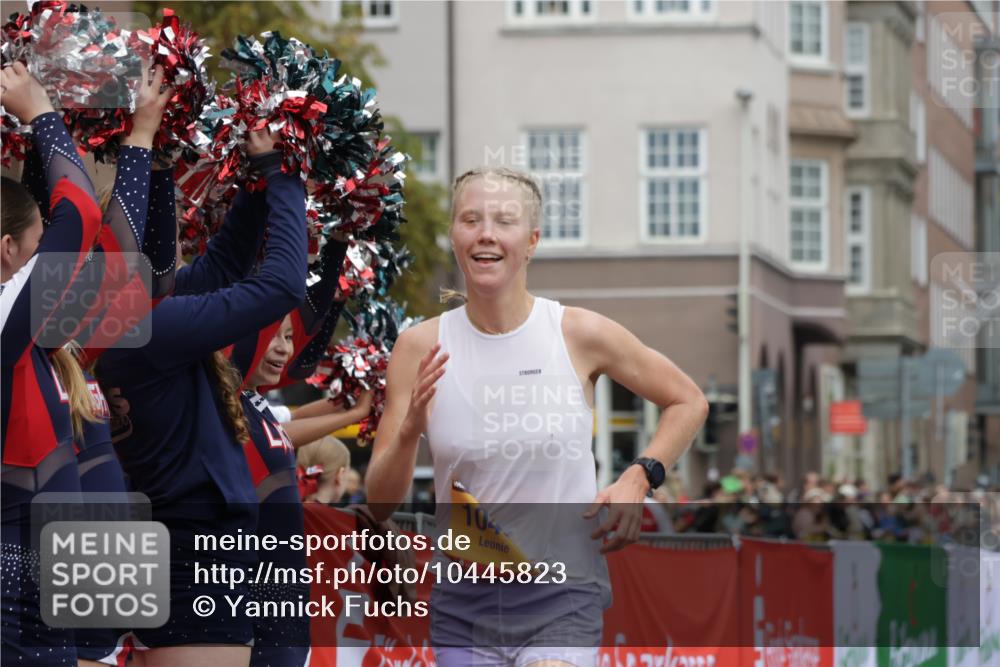 13.09.2026 - Kiel Lauf Yannick Fuchs http://msf.ph/oto/10445823 13.09.2026 12:16:08 Ziel 1555, 12683, 2562, 3194, 10494, 11267, 12309, 7260, 10976, 3194, 3970 meine-sportfotos.de