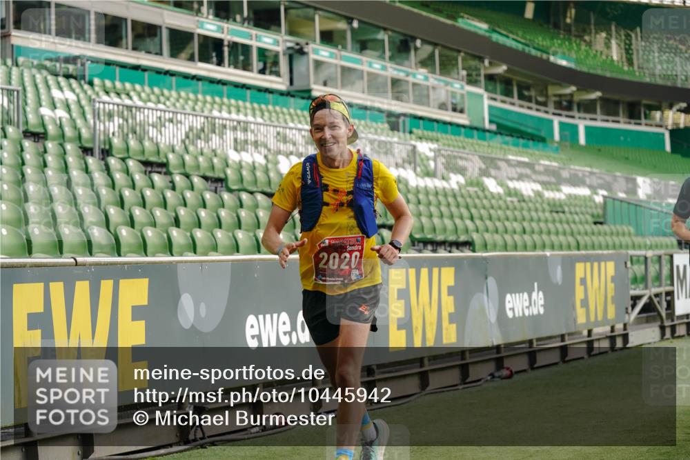 13.09.2026 - 21. swb-Marathon Bremen Michael Burmester http://msf.ph/oto/10445942 13.09.2026 12:46:18 Laufen im Stadion 195, 280, 474, 508, 538, 567, 604, 697, 788, 868, 1017, 1034, 1181, 1241, 1277, 1863, 1937, 2020, 2021, 2084, 2087, 2297, 2538, 2809, 2889, 3092, 3196, 3271, 3424, 3520, 3609, 4110, 4157, 4236, 4777, 5024, 5092, 5238, 5283, 5674, 5719, 6053, 6686, 6815, 6918, 7102, 7336, 7478, 7814, 7871, 8054, 8096, 8319, 8325, 8331, 8334, 8670, 8701, 8756, 8936, 8983, 9070, 9129, 9273, 9306, 9495, 9544, 9583, 9642, 9813, 13034, 439, 1667, 1850 meine-sportfotos.de