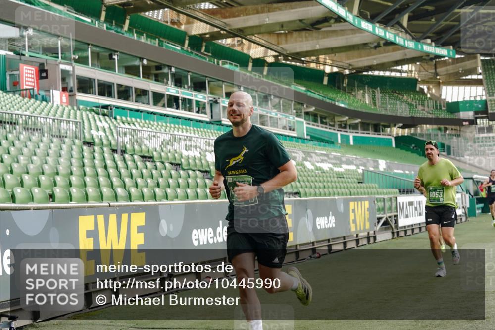 13.09.2026 - 21. swb-Marathon Bremen Michael Burmester http://msf.ph/oto/10445990 13.09.2026 12:46:19 Laufen im Stadion 195, 280, 474, 508, 538, 567, 604, 697, 788, 868, 1017, 1034, 1181, 1241, 1277, 1554, 1863, 1937, 2020, 2021, 2084, 2087, 2297, 2538, 2809, 2889, 3092, 3196, 3271, 3424, 3520, 3609, 4110, 4157, 4236, 4777, 5024, 5092, 5238, 5283, 5674, 5719, 5725, 6053, 6686, 6815, 6918, 7102, 7336, 7478, 7814, 7871, 8054, 8096, 8319, 8325, 8331, 8334, 8670, 8701, 8756, 8936, 8983, 9070, 9129, 9273, 9306, 9495, 9544, 9583, 9642, 9813, 13034, 439, 1667, 1850 meine-sportfotos.de