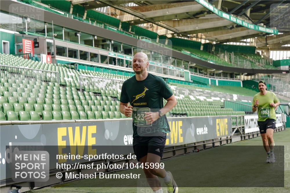13.09.2026 - 21. swb-Marathon Bremen Michael Burmester http://msf.ph/oto/10445999 13.09.2026 12:46:20 Laufen im Stadion 195, 280, 474, 508, 538, 567, 604, 697, 788, 868, 1017, 1034, 1181, 1241, 1277, 1554, 1863, 1937, 2020, 2021, 2084, 2087, 2297, 2538, 2809, 2889, 3092, 3196, 3271, 3424, 3520, 3609, 4110, 4157, 4236, 4777, 5024, 5092, 5238, 5283, 5674, 5719, 5725, 6053, 6686, 6815, 6918, 7102, 7336, 7478, 7814, 7871, 8054, 8096, 8319, 8325, 8331, 8334, 8670, 8701, 8756, 8936, 8983, 9070, 9129, 9273, 9306, 9495, 9544, 9583, 9642, 9813, 13034, 439, 1667, 1850 meine-sportfotos.de