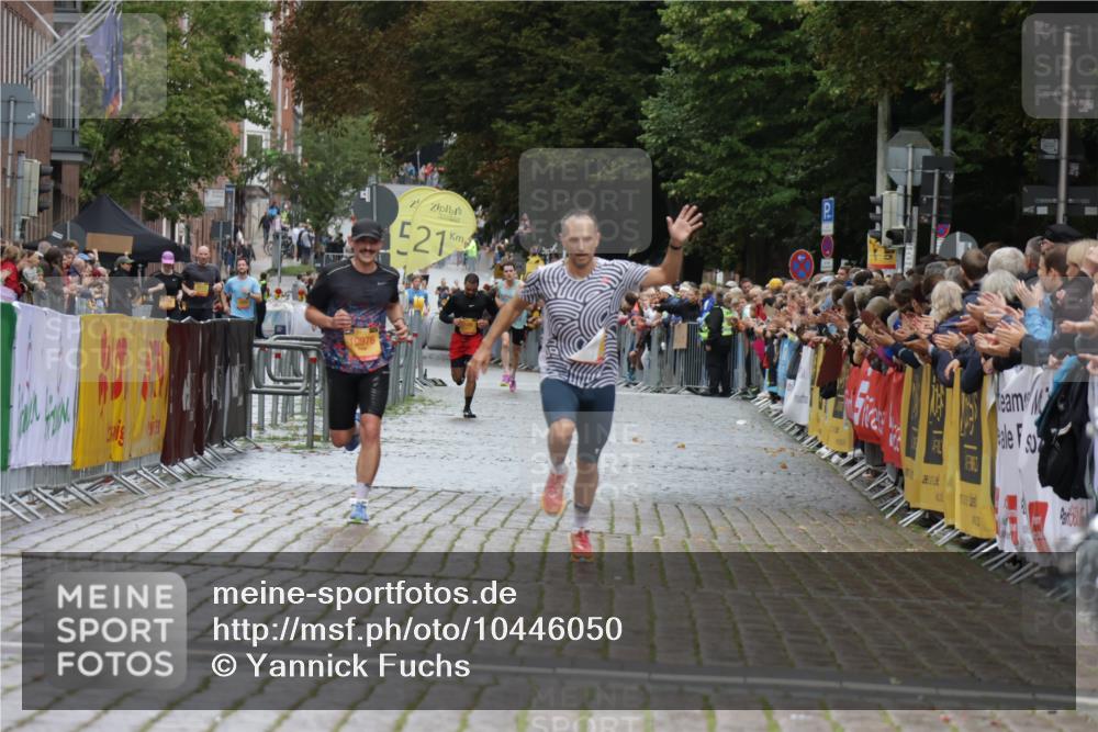 13.09.2026 - Kiel Lauf Yannick Fuchs http://msf.ph/oto/10446050 13.09.2026 12:16:32 Ziel 169, 7260, 9055, 1555, 10976, 12683, 7833, 11267, 12309, 12683 meine-sportfotos.de
