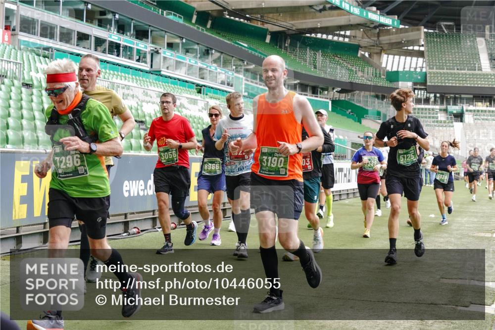 13.09.2026 - 21. swb-Marathon Bremen Michael Burmester http://msf.ph/oto/10446055 13.09.2026 13:08:08 Laufen im Stadion 132, 156, 489, 551, 607, 682, 716, 800, 808, 809, 831, 834, 846, 884, 911, 922, 1025, 1124, 1173, 1189, 1210, 1285, 1289, 1322, 1364, 1369, 1387, 1395, 1398, 1532, 1559, 1600, 1688, 1831, 1841, 1854, 1871, 1899, 1926, 1938, 2003, 2041, 2070, 2090, 2215, 2219, 2229, 2283, 2318, 2366, 2380, 2405, 2413, 2440, 2467, 2492, 2565, 2611, 2635, 2699, 2707, 2721, 2727, 2731, 2755, 2782, 2802, 2818, 2823, 2831, 2841, 2866, 2897, 2911, 2930, 2949, 2960 meine-sportfotos.de