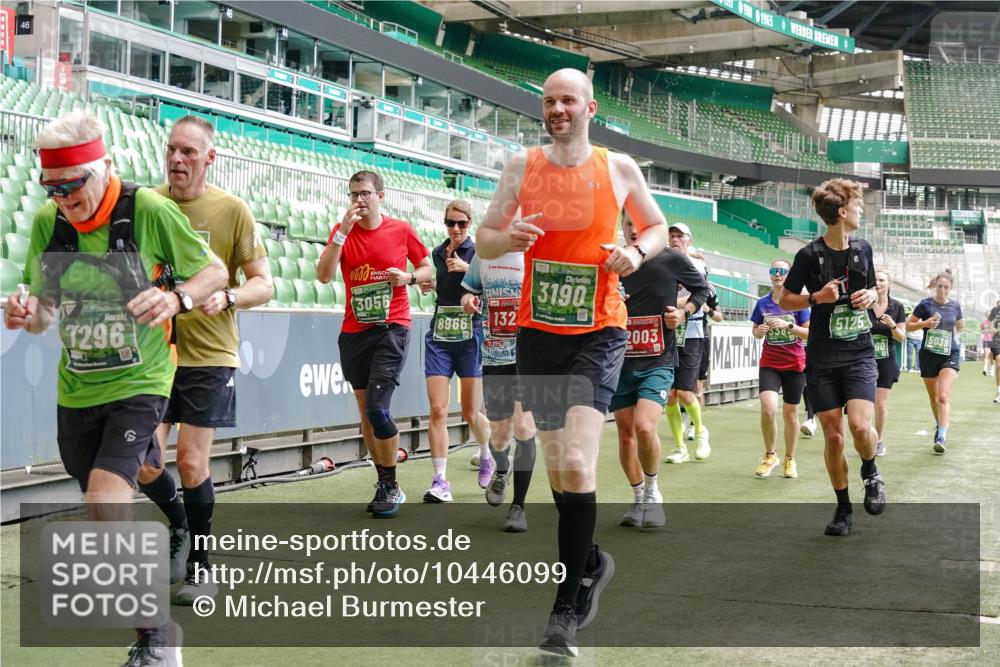 13.09.2026 - 21. swb-Marathon Bremen Michael Burmester http://msf.ph/oto/10446099 13.09.2026 13:08:08 Laufen im Stadion 132, 156, 489, 551, 607, 682, 716, 800, 808, 809, 831, 834, 846, 884, 911, 922, 1025, 1124, 1173, 1189, 1210, 1285, 1289, 1322, 1364, 1369, 1387, 1395, 1398, 1532, 1559, 1600, 1688, 1831, 1841, 1854, 1871, 1899, 1926, 1938, 2003, 2041, 2070, 2090, 2215, 2219, 2229, 2283, 2318, 2366, 2380, 2405, 2413, 2440, 2467, 2492, 2565, 2611, 2635, 2699, 2707, 2721, 2727, 2731, 2755, 2782, 2802, 2818, 2823, 2831, 2841, 2866, 2897, 2911, 2930, 2949, 2960 meine-sportfotos.de