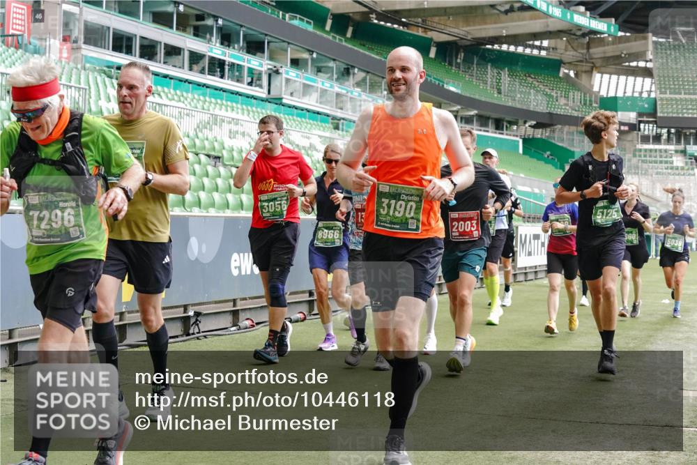 13.09.2026 - 21. swb-Marathon Bremen Michael Burmester http://msf.ph/oto/10446118 13.09.2026 13:08:08 Laufen im Stadion 132, 156, 489, 551, 607, 682, 716, 800, 808, 809, 831, 834, 846, 884, 911, 922, 1025, 1124, 1173, 1189, 1210, 1285, 1289, 1322, 1364, 1369, 1387, 1395, 1398, 1532, 1559, 1600, 1688, 1831, 1841, 1854, 1871, 1899, 1926, 1938, 2003, 2041, 2070, 2090, 2215, 2219, 2229, 2283, 2318, 2366, 2380, 2405, 2413, 2440, 2467, 2492, 2565, 2611, 2635, 2699, 2707, 2721, 2727, 2731, 2755, 2782, 2802, 2818, 2823, 2831, 2841, 2866, 2897, 2911, 2930, 2949, 2960 meine-sportfotos.de