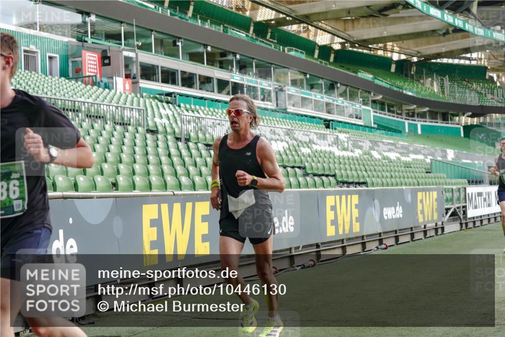 13.09.2026 - 21. swb-Marathon Bremen Michael Burmester http://msf.ph/oto/10446130 13.09.2026 12:46:24 Laufen im Stadion 195, 280, 474, 508, 538, 567, 604, 697, 788, 868, 1017, 1034, 1181, 1241, 1277, 1554, 1863, 2020, 2021, 2084, 2087, 2297, 2538, 2809, 2889, 3092, 3196, 3271, 3424, 3520, 3609, 4110, 4157, 4236, 4777, 4808, 5024, 5092, 5238, 5283, 5674, 5719, 5725, 6053, 6686, 6815, 6918, 7102, 7336, 7478, 7814, 7871, 8054, 8096, 8319, 8325, 8331, 8334, 8670, 8701, 8756, 8936, 8983, 9070, 9129, 9273, 9306, 9495, 9544, 9583, 9642, 9813, 13034, 439, 1667, 1850 meine-sportfotos.de