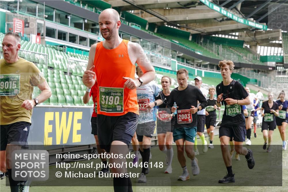 13.09.2026 - 21. swb-Marathon Bremen Michael Burmester http://msf.ph/oto/10446148 13.09.2026 13:08:09 Laufen im Stadion 132, 156, 489, 551, 607, 682, 716, 800, 808, 809, 831, 834, 846, 884, 911, 922, 1025, 1124, 1173, 1189, 1210, 1285, 1289, 1322, 1364, 1369, 1387, 1395, 1398, 1532, 1559, 1600, 1688, 1831, 1841, 1854, 1871, 1899, 1926, 1938, 2003, 2041, 2070, 2090, 2215, 2219, 2229, 2283, 2318, 2366, 2380, 2405, 2413, 2440, 2467, 2492, 2565, 2611, 2635, 2692, 2699, 2721, 2727, 2731, 2755, 2782, 2802, 2818, 2823, 2831, 2841, 2866, 2897, 2911, 2930, 2949, 2960 meine-sportfotos.de