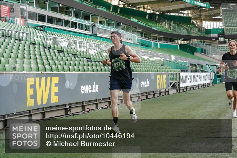 13.09.2026 - 21. swb-Marathon Bremen Michael Burmester http://msf.ph/oto/10446194 13.09.2026 12:46:26 Laufen im Stadion 195, 280, 474, 508, 538, 567, 604, 697, 788, 868, 1017, 1034, 1181, 1241, 1277, 1554, 1863, 2020, 2021, 2084, 2087, 2297, 2538, 2809, 2889, 3092, 3118, 3196, 3271, 3424, 3520, 3609, 4110, 4157, 4236, 4239, 4729, 4777, 4808, 5024, 5092, 5238, 5283, 5674, 5719, 5725, 6053, 6686, 6815, 6918, 7102, 7336, 7478, 7814, 7871, 8054, 8096, 8319, 8325, 8331, 8334, 8670, 8701, 8756, 8936, 8983, 9070, 9129, 9273, 9306, 9495, 9544, 9583, 9642, 9813, 13034, 439, 1667, 1850 meine-sportfotos.de