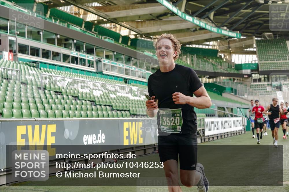 13.09.2026 - 21. swb-Marathon Bremen Michael Burmester http://msf.ph/oto/10446253 13.09.2026 12:46:28 Laufen im Stadion 195, 280, 474, 508, 538, 567, 604, 697, 788, 868, 1017, 1034, 1181, 1241, 1277, 1554, 1863, 2020, 2021, 2084, 2087, 2297, 2538, 2809, 2889, 3092, 3118, 3196, 3271, 3424, 3520, 3609, 4110, 4157, 4236, 4239, 4729, 4777, 4808, 5024, 5092, 5238, 5283, 5674, 5719, 5725, 6053, 6686, 6815, 6918, 7102, 7336, 7478, 7814, 7871, 8054, 8096, 8319, 8325, 8331, 8334, 8670, 8701, 8756, 8936, 8983, 9061, 9070, 9129, 9273, 9306, 9495, 9544, 9583, 9642, 9813, 13034, 439, 1667, 1850 meine-sportfotos.de