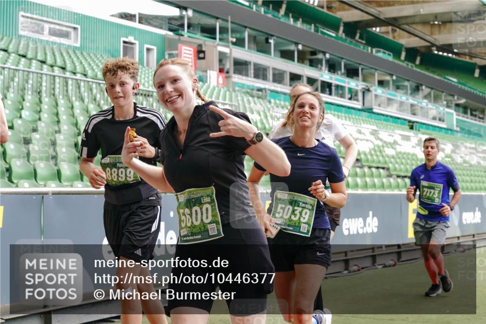 13.09.2026 - 21. swb-Marathon Bremen Michael Burmester http://msf.ph/oto/10446377 13.09.2026 13:08:13 Laufen im Stadion 132, 156, 489, 551, 607, 682, 716, 800, 808, 809, 834, 846, 884, 911, 922, 1025, 1124, 1150, 1173, 1189, 1210, 1285, 1289, 1322, 1364, 1369, 1387, 1395, 1398, 1532, 1559, 1600, 1688, 1831, 1841, 1854, 1871, 1880, 1899, 1926, 1938, 2003, 2041, 2070, 2090, 2215, 2219, 2229, 2283, 2318, 2366, 2380, 2405, 2413, 2440, 2467, 2492, 2565, 2611, 2635, 2692, 2699, 2721, 2727, 2731, 2755, 2782, 2802, 2818, 2823, 2831, 2841, 2866, 2897, 2911, 2930, 2949, 2960 meine-sportfotos.de