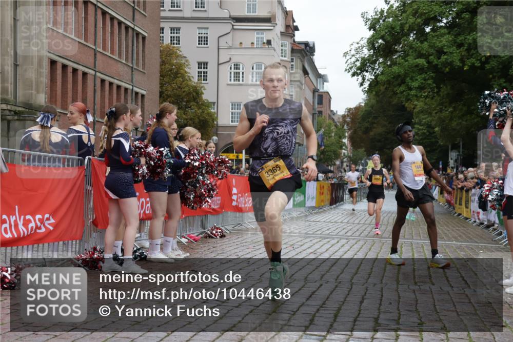 13.09.2026 - Kiel Lauf Yannick Fuchs http://msf.ph/oto/10446438 13.09.2026 12:17:20 Ziel 1166, 3643, 5522, 10684, 11287, 12448, 1641, 3365, 3971, 7833, 8057, 10638, 10897, 3366, 4325, 7186, 12084, 12449, 12521 meine-sportfotos.de