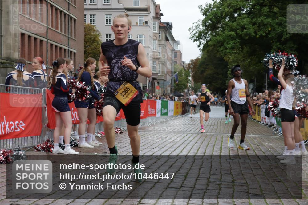 13.09.2026 - Kiel Lauf Yannick Fuchs http://msf.ph/oto/10446447 13.09.2026 12:17:20 Ziel 1166, 3643, 5522, 10684, 11287, 12448, 1641, 3365, 3971, 7833, 8057, 10638, 10897, 3366, 4325, 7186, 12084, 12449, 12521 meine-sportfotos.de