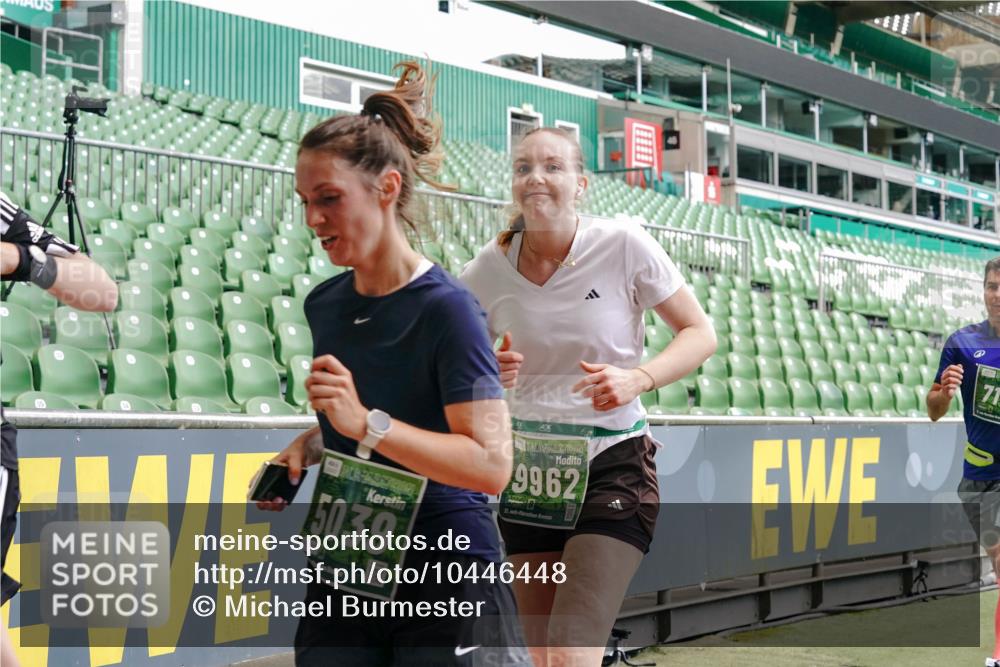 13.09.2026 - 21. swb-Marathon Bremen Michael Burmester http://msf.ph/oto/10446448 13.09.2026 13:08:14 Laufen im Stadion 132, 156, 489, 551, 607, 682, 716, 800, 808, 809, 834, 846, 884, 911, 922, 1025, 1124, 1150, 1173, 1189, 1210, 1285, 1289, 1322, 1364, 1369, 1387, 1395, 1398, 1532, 1559, 1600, 1688, 1831, 1841, 1854, 1871, 1880, 1899, 1926, 1938, 2003, 2041, 2070, 2090, 2215, 2219, 2229, 2283, 2318, 2366, 2380, 2405, 2413, 2440, 2467, 2492, 2565, 2611, 2635, 2692, 2699, 2721, 2727, 2731, 2755, 2782, 2802, 2818, 2823, 2831, 2841, 2866, 2897, 2911, 2930, 2949, 2960 meine-sportfotos.de
