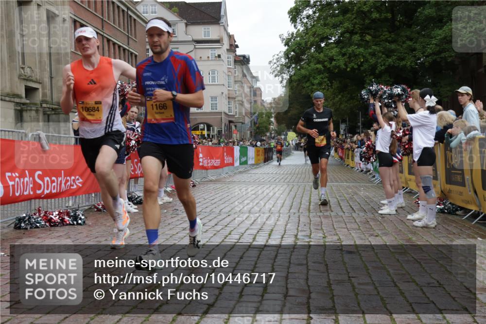 13.09.2026 - Kiel Lauf Yannick Fuchs http://msf.ph/oto/10446717 13.09.2026 12:17:50 Ziel 639, 6359, 6932, 7186, 9247, 9345, 12351, 1166, 3366, 3643, 4325, 5522, 7186, 10684, 11287, 12084, 12449, 12521, 3774, 4114, 7946, 8927, 11287, 12448 meine-sportfotos.de